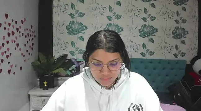 Snapshot of LindaBreeS chatting on 02/28/25, 08:50 LindaBreeS online show from 02/28/25, 08:50