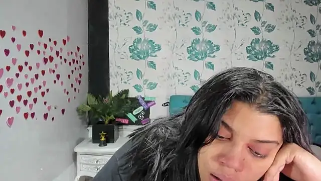 Snapshot of LindaBreeS chatting on 03/12/25, 05:38 LindaBreeS online show from 03/12/25, 05:38