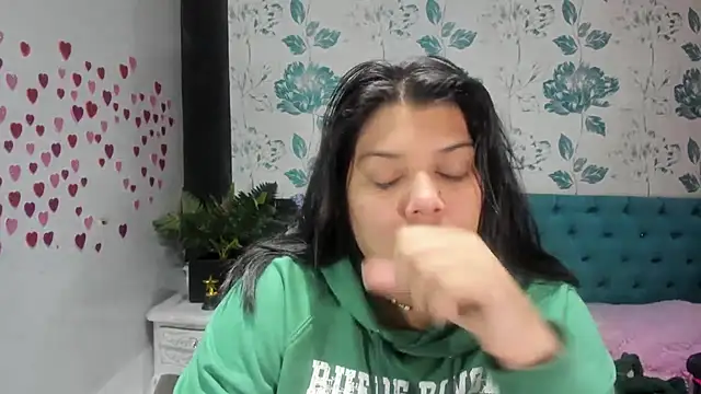 Snapshot of LindaBreeS chatting on 03/14/25, 05:57 LindaBreeS online show from 03/14/25, 05:57