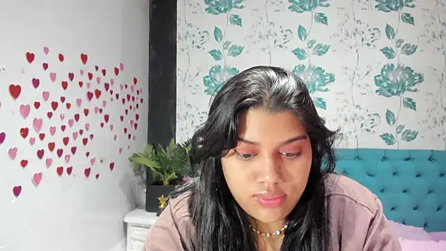 Snapshot of LindaBreeS chatting on 03/22/25, 06:25 LindaBreeS online show from 03/22/25, 06:25