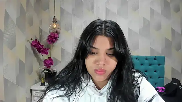 Snapshot of LindaBreeS chatting on 09/27/25, 01:38 LindaBreeS online show from 09/27/25, 01:38