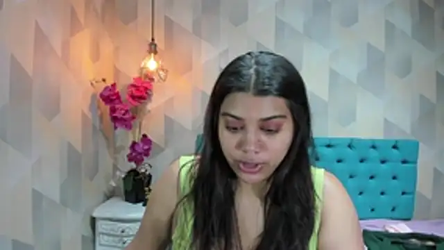 LindaBreeS online show from 06/21/26, 02:30