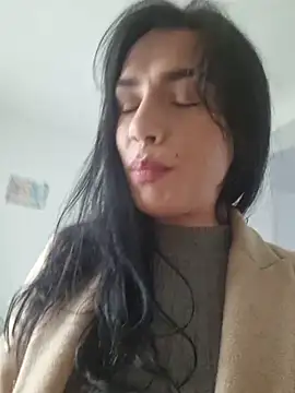 Snapshot of JolieLizz chatting on 11/04/25, 12:26 JolieLizz online show from 11/04/25, 12:26