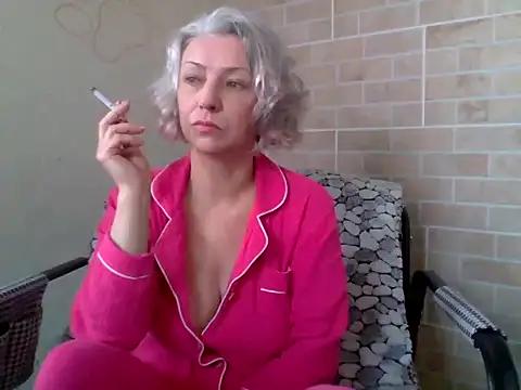 Lorie Carrie online show from 03/31/26, 08:04