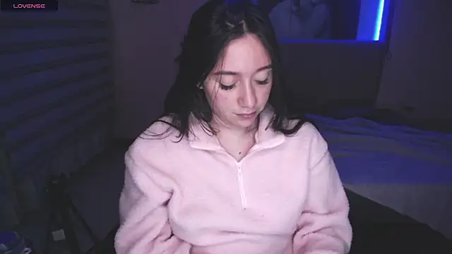 Andrea Ramos online show from 03/22/25, 09:24