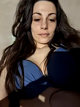 Snapshot of CoreSashaDylan chatting on 03/15/25, 08:21 CoreSashaDylan online show from 03/15/25, 08:21