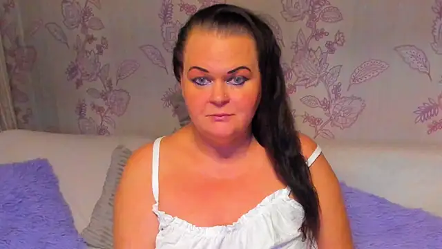 Snapshot of MilanaBiegert chatting on 09/27/25, 08:14 MilanaBiegert online show from 09/27/25, 08:14