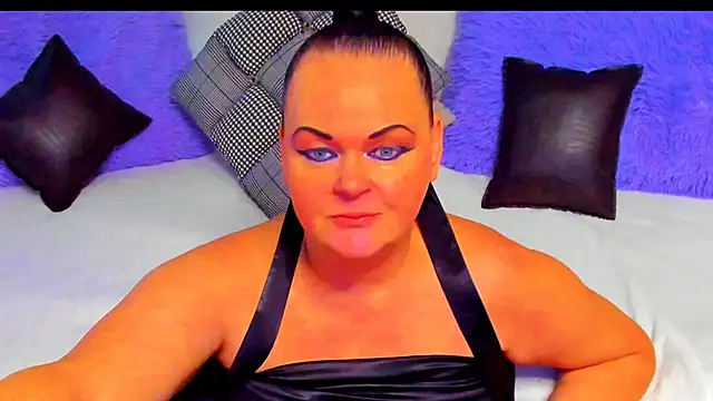 Snapshot of MilanaBiegert chatting on 11/07/25, 06:24 MilanaBiegert online show from 11/07/25, 06:24