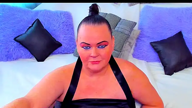 Snapshot of MilanaBiegert chatting on 11/18/25, 09:25 MilanaBiegert online show from 11/18/25, 09:25