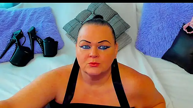 Snapshot of MilanaBiegert chatting on 11/21/25, 07:40 MilanaBiegert online show from 11/21/25, 07:40