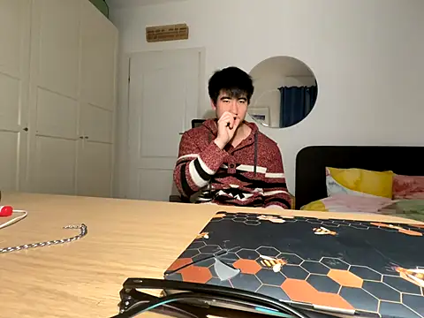 jungcock3210 online show from 10/28/25, 05:04