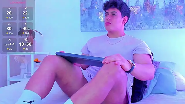 Snapshot of arminjones1 chatting on 11/27/25, 02:35 arminjones1 online show from 11/27/25, 02:35