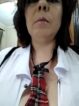 Lucia8600 online show from 05/13/26, 07:55