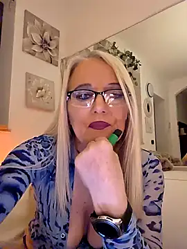 kikkastar online show from 02/25/26, 08:40