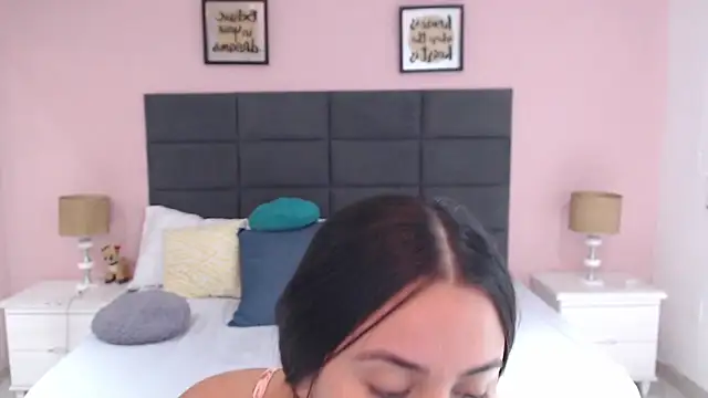 Snapshot of MadisonJenner chatting on 01/20/25, 02:57 MadisonJenner online show from 01/20/25, 02:57