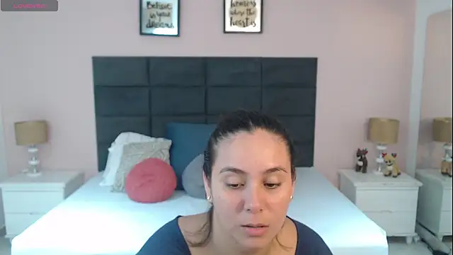 MadisonJenner online show from 11/20/25, 03:56