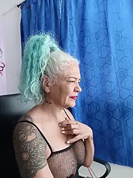 freyadevil333 online show from 05/08/26, 11:59