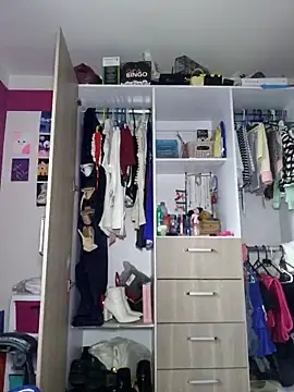 Snapshot of Angela_hank2 chatting on 11/28/25, 12:30 Angela hank2 online show from 11/28/25, 12:30