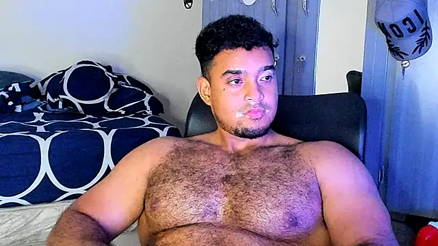 Big furry bear13 online show from 03/18/25, 08:14
