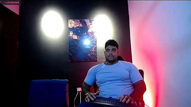 Snapshot of Big_furry_bear13 chatting on 01/15/26, 09:18 Big furry bear13 online show from 01/15/26, 09:18