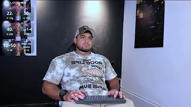 Big furry bear13 online show from 04/02/26, 06:00