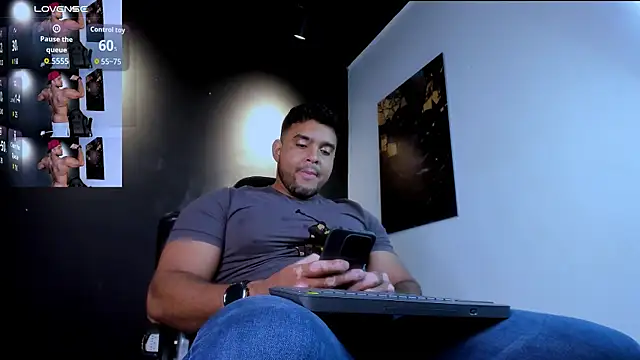 Big furry bear13 online show from 04/09/26, 06:19