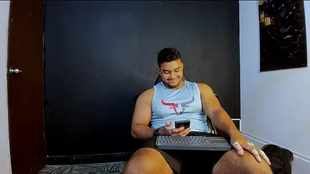 Big furry bear13 online show from 04/12/26, 04:01