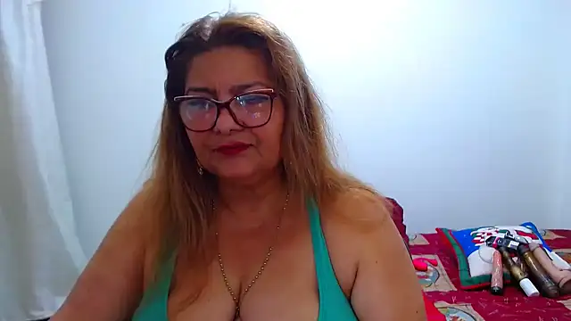 maturehot649 online show from 12/18/25, 11:33