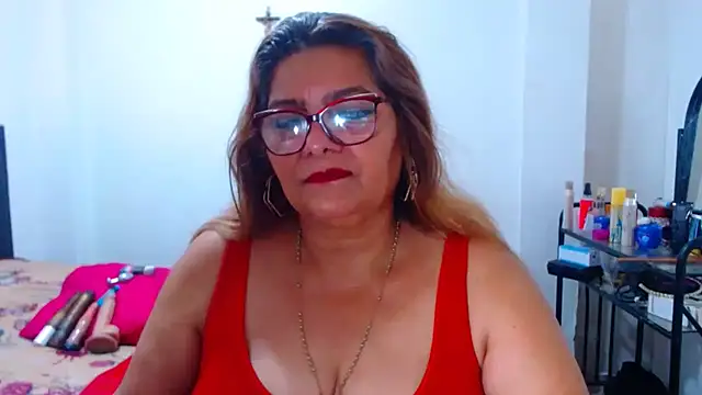 maturehot649 online show from 02/09/26, 02:04