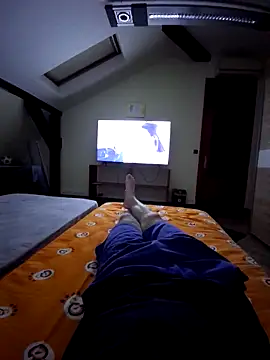 Snapshot of Hunter1523 chatting on 10/20/25, 09:04 Hunter1523 online show from 10/20/25, 09:04