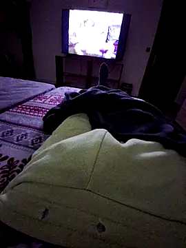 Snapshot of Hunter1523 chatting on 11/06/25, 11:04 Hunter1523 online show from 11/06/25, 11:04