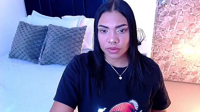 angela santana  online show from 10/07/25, 06:49
