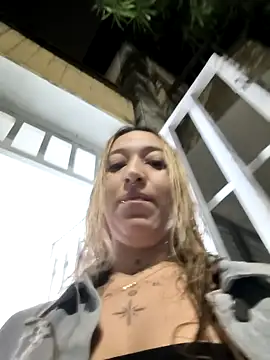 MollyCruz online show from 02/02/26, 10:36