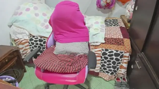 Snapshot of Mrs_mommy_ chatting on 02/04/26, 11:53 Mrs mommy online show from 02/04/26, 11:53