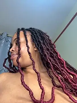 Linahlove online show from 11/21/25, 04:49