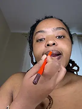 Snapshot of Linahlove chatting on 07/11/26, 10:07 Linahlove online show from 07/11/26, 10:07
