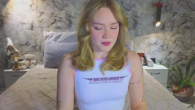 Aurora Golden1 online show from 01/09/26, 05:15