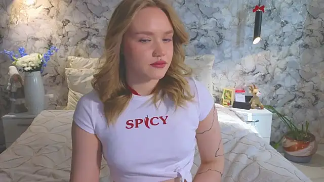 Aurora Golden1 online show from 04/08/26, 03:17