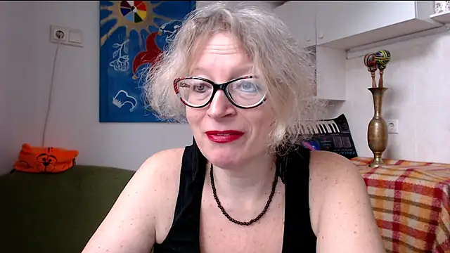 Snapshot of Zosya1111 chatting on 02/08/25, 09:13 Zosya1111 online show from 02/08/25, 09:13