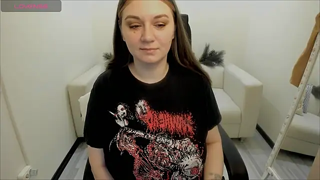 Snapshot of AlisaBacker chatting on 12/27/24, 03:15 AlisaBacker online show from 12/27/24, 03:15