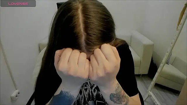 Snapshot of AlisaBacker chatting on 01/09/25, 12:46 AlisaBacker online show from 01/09/25, 12:46