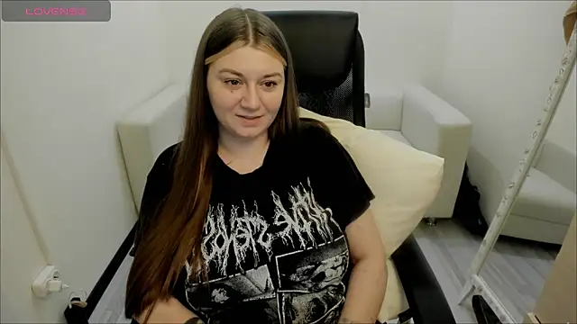 Snapshot of AlisaBacker chatting on 01/16/25, 02:41 AlisaBacker online show from 01/16/25, 02:41