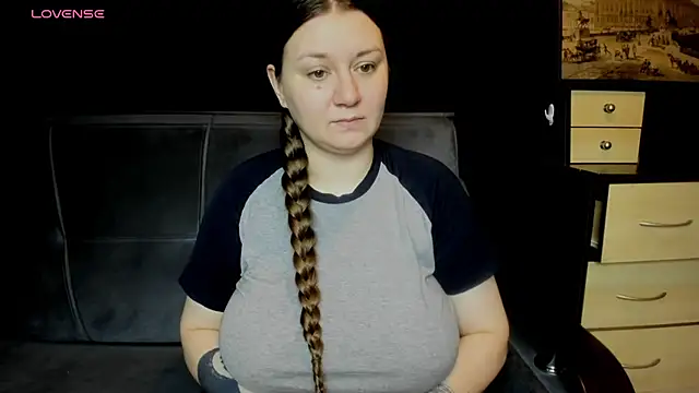 AlisaBacker online show from 05/15/26, 05:42