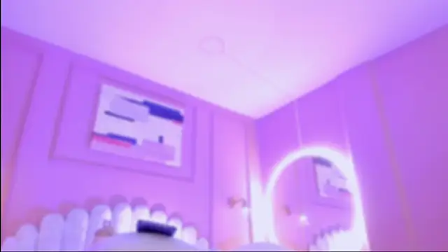 lia ass  online show from 11/11/25, 10:48