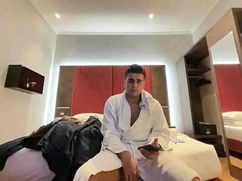 cubalibre02 online show from 11/29/25, 04:32