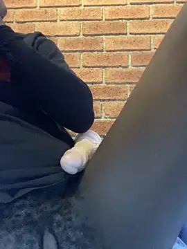 Snapshot of TransBoySA chatting on 12/19/25, 02:13 TransBoySA online show from 12/19/25, 02:13