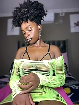 Candy-Heart online show from 04/17/26, 10:57