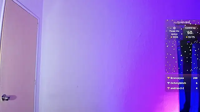 Snapshot of kristen_kassi chatting on 02/26/25, 10:26 kristen kassi online show from 02/26/25, 10:26