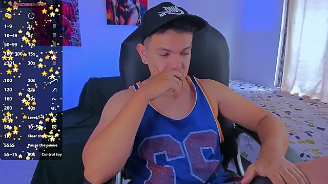 Snapshot of Dunkan_Kravitz chatting on 10/23/25, 02:27 Dunkan Kravitz online show from 10/23/25, 02:27