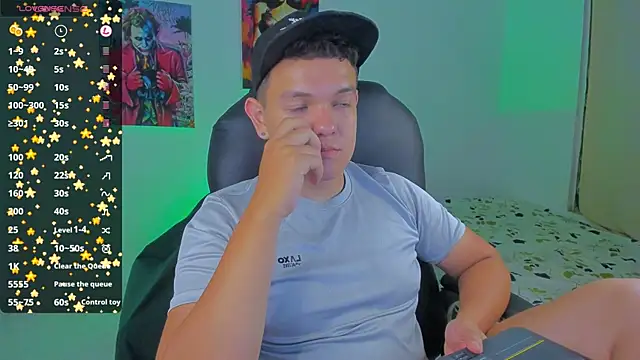 Snapshot of Dunkan_Kravitz chatting on 10/31/25, 03:07 Dunkan Kravitz online show from 10/31/25, 03:07